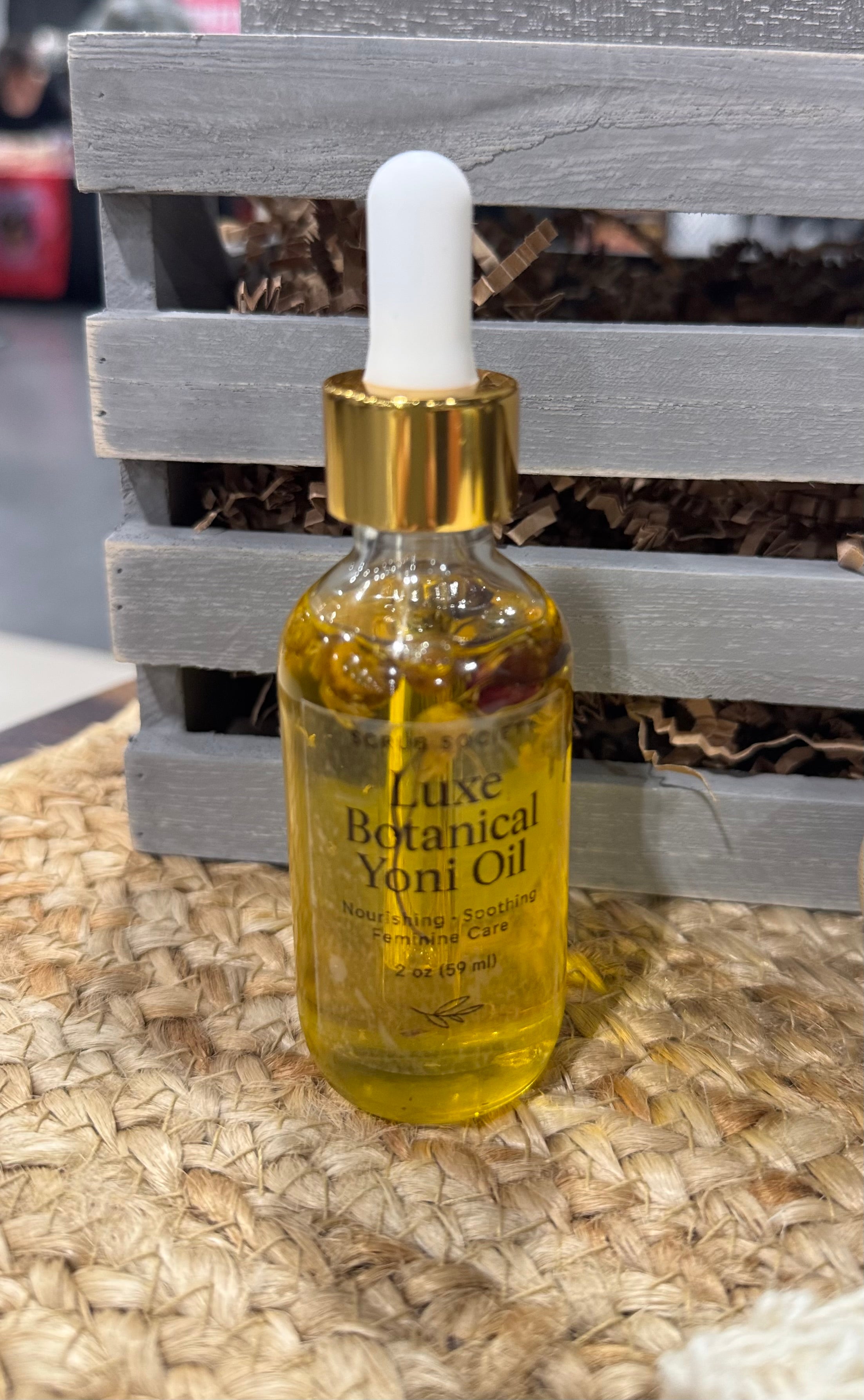 Luxe Botanical Yoni Oil | Feminine Care