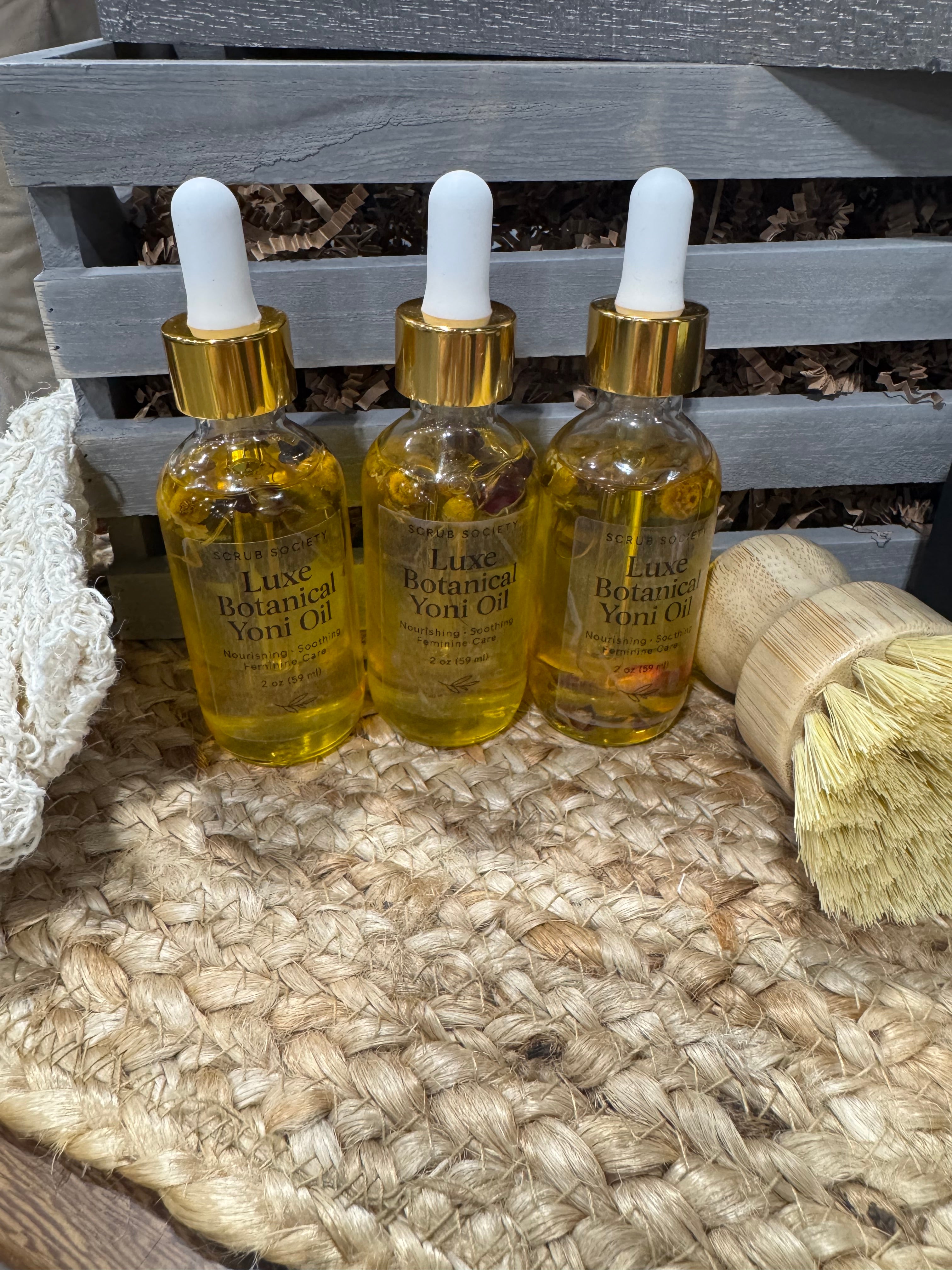 Luxe Botanical Yoni Oil | Feminine Care